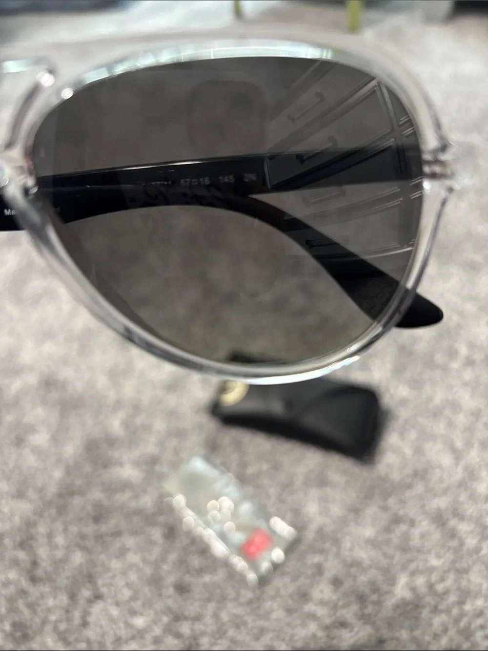 New in Case Ray-Ban Aviator Pilot Sunglasses